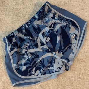 Women’s Nike Dri-Fit shorts size M